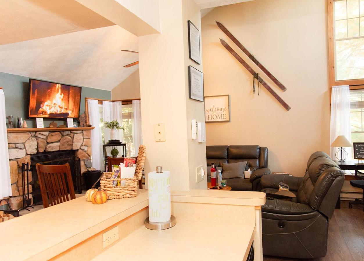 Camelback Private Home Located Behind Waterpark & Ski Lift Tannersville Exterior foto